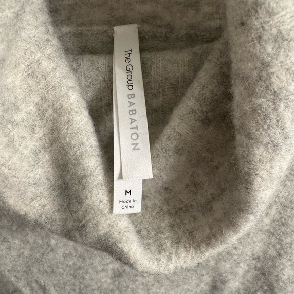 Aritzia Plutarch Sweater - Picture 4 of 5